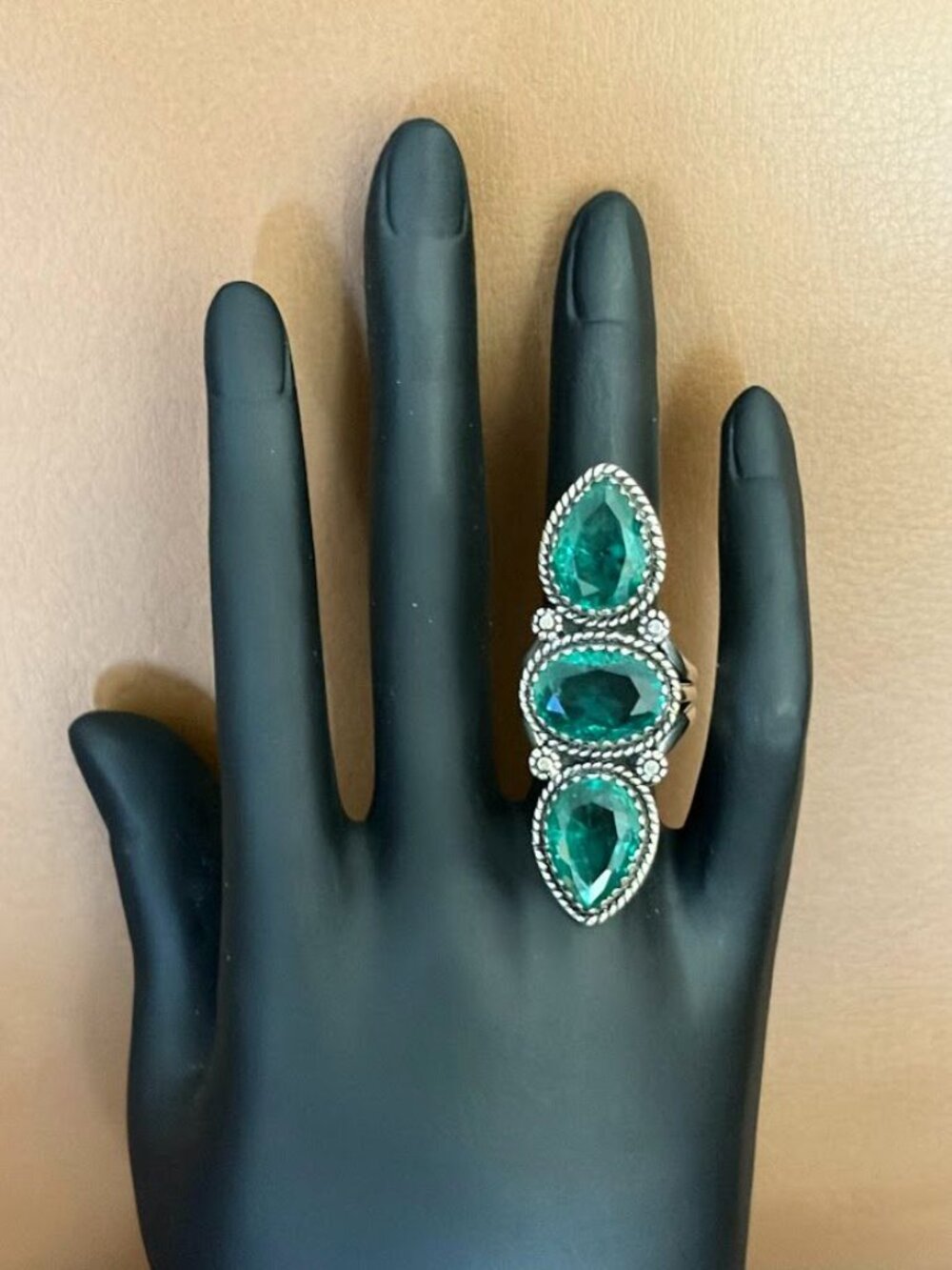 Green Quartz Three Stone Statement Ring 925 Silver Plated - Size 6.75 - Picture 4 of 5